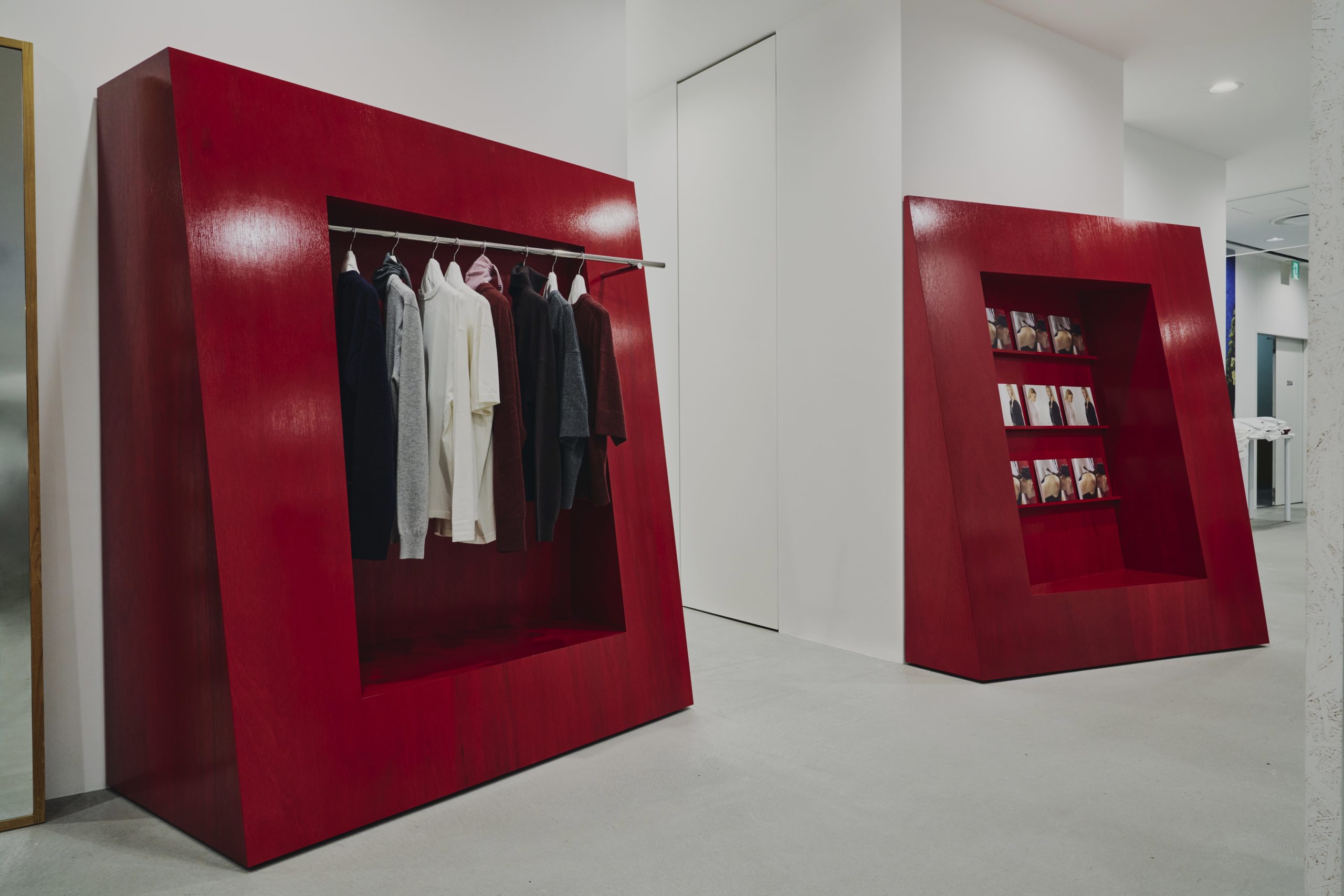 Extreme Cashmere Custom Garment Closets